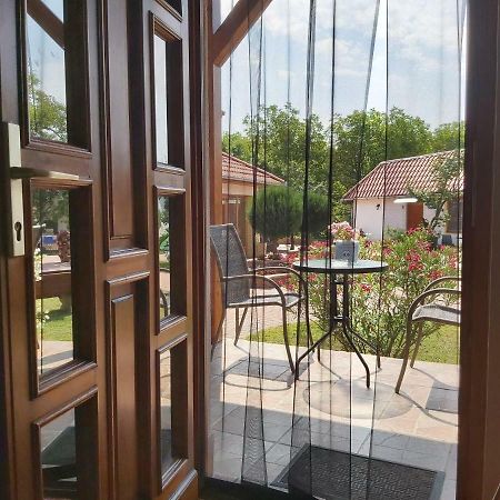 Bornemisza Kuria Apartment Tiszabecs Exterior foto